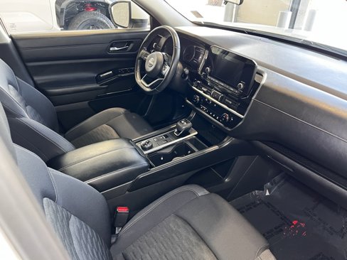 Used 2022 Nissan Pathfinder SV w/ SV Premium Package image 54