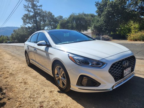 Used 2019 Hyundai Sonata Limited w/ Ultimate Package 04 image 3