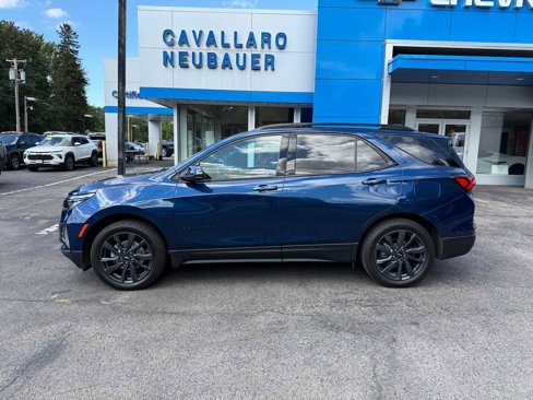 Used 2023 Chevrolet Equinox RS w/ RS Leather Package image 8