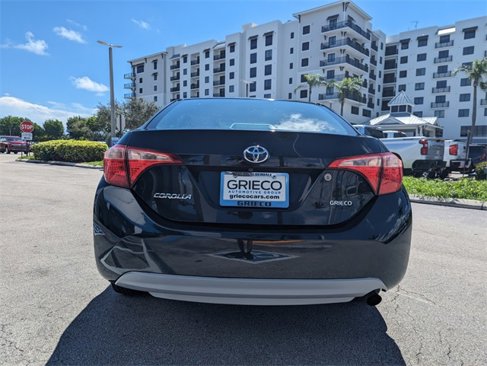 Used 2017 Toyota Corolla L image 10