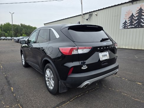 Used 2021 Ford Escape SE image 24