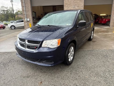 Used 2013 Dodge Grand Caravan SE image 1