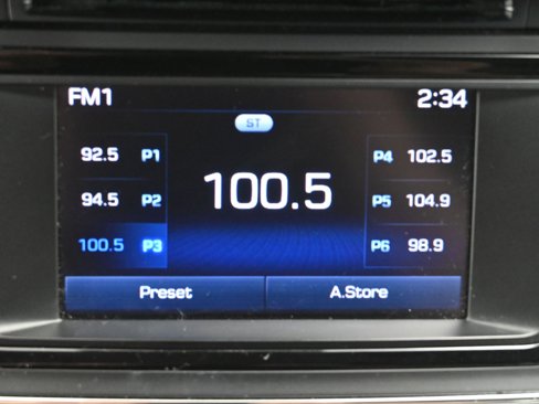 Used 2016 Hyundai Tucson Sport image 17