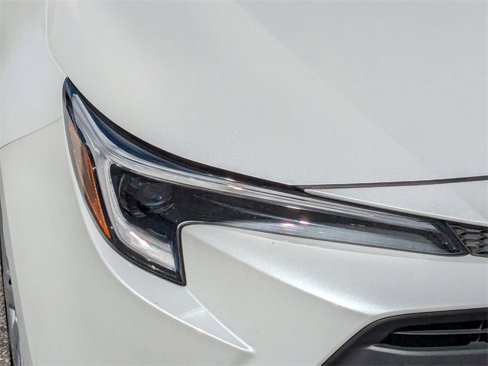 Used 2024 Toyota Corolla LE image 9