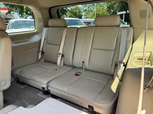 Used 2013 Chevrolet Tahoe LTZ image 10