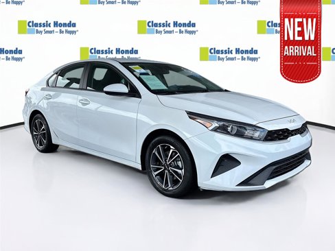 Used 2024 Kia Forte LXS image 1
