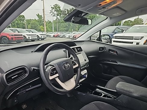 Used 2017 Toyota Prius Prime Premium image 9