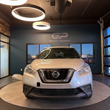Used 2019 Nissan Kicks SV image 8
