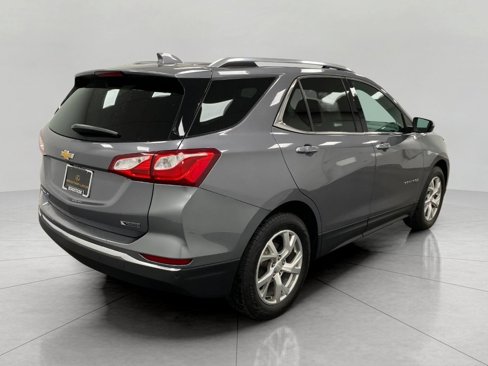 Used 2018 Chevrolet Equinox Premier image 3