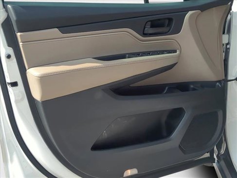 Used 2021 Honda Odyssey EX image 17