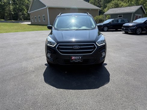 Used 2018 Ford Escape SE w/ SE Sport Appearance Package image 2