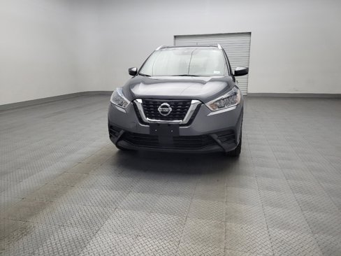 Used 2020 Nissan Kicks SV image 15