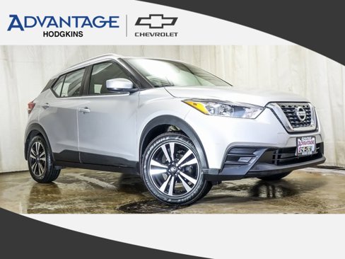 Used 2018 Nissan Kicks SV image 1