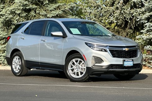 Used 2022 Chevrolet Equinox LT image 2