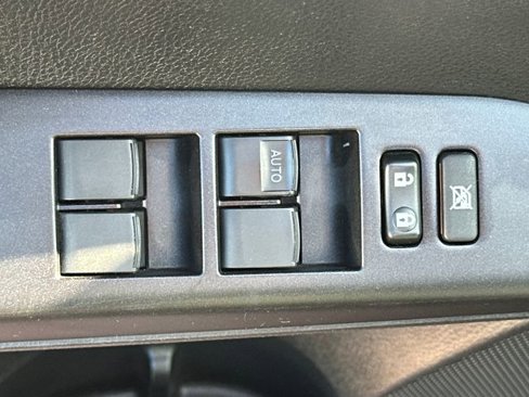 Used 2018 Toyota RAV4 XLE image 13
