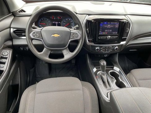 Used 2020 Chevrolet Traverse LS image 5