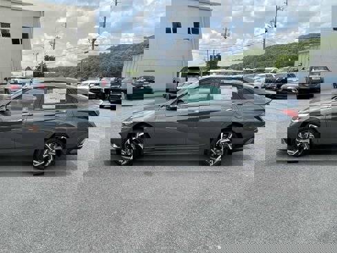 New 2025 Hyundai Elantra Sport image 2