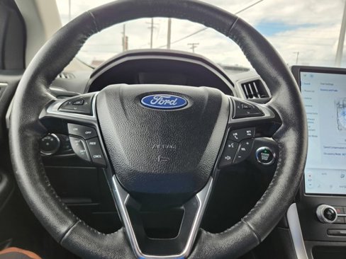 Used 2022 Ford Edge SEL w/ Convenience Package image 19