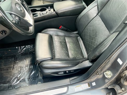 Used 2018 Nissan Maxima Platinum image 19