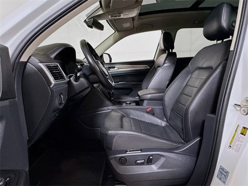 Used 2019 Volkswagen Atlas SEL Premium image 20