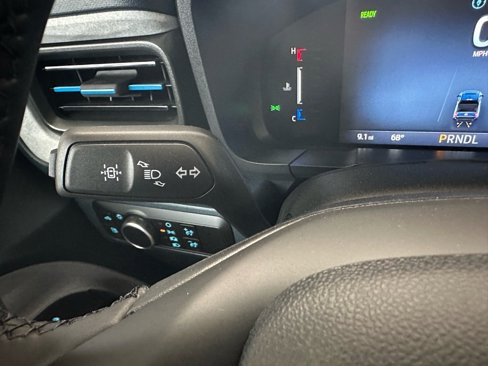 New 2025 Ford Maverick XLT image 45