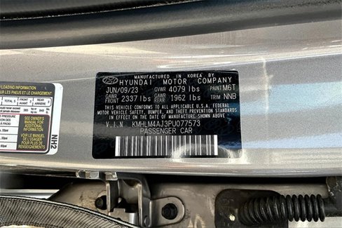 Used 2023 Hyundai Elantra Blue w/ Cargo Package image 33