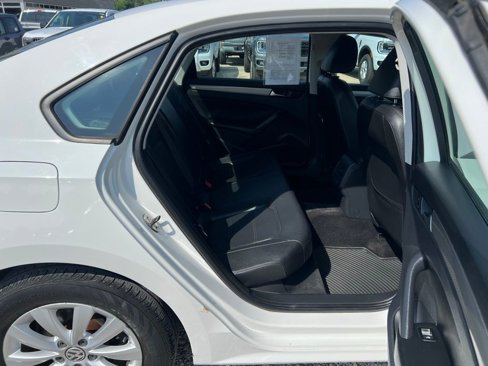 Used 2013 Volkswagen Passat Wolfsburg Edition image 19