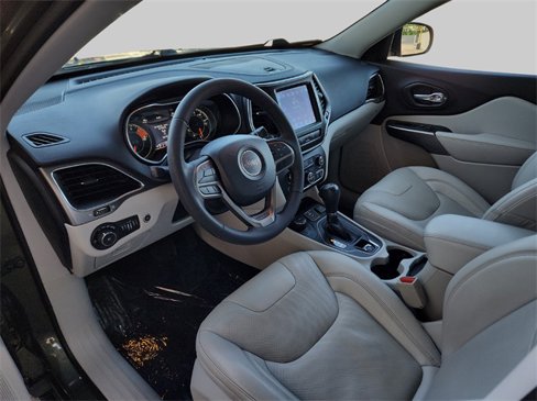 Used 2021 Jeep Cherokee Latitude Lux w/ Comfort/Convenience Group image 25