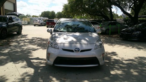 Used 2015 Toyota Prius One image 2