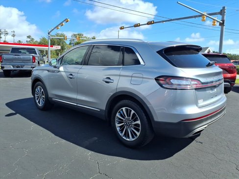 Used 2021 Lincoln Nautilus FWD w/ Equipment Group 101A image 4