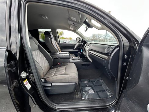 Used 2018 Toyota Tundra SR5 image 17