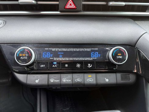 Used 2021 Hyundai Elantra SEL w/ Convenience Package image 24
