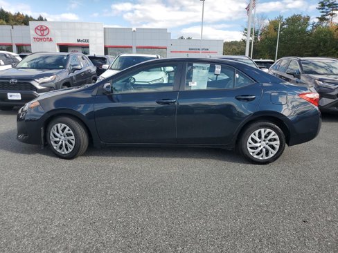 Used 2017 Toyota Corolla LE image 2