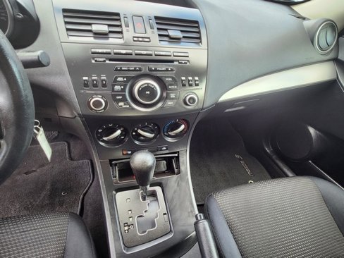 Used 2012 MAZDA MAZDA3 i Touring image 14