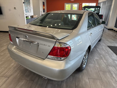 Used 2005 Toyota Camry LE image 8