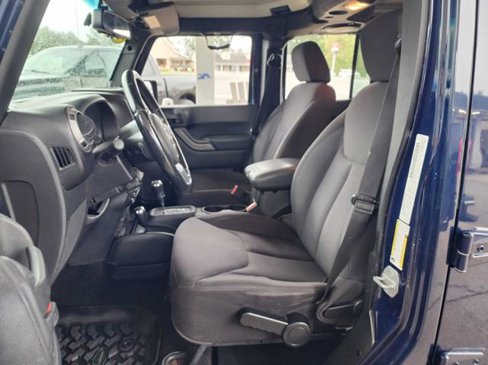 Used 2013 Jeep Wrangler Unlimited Sport image 13