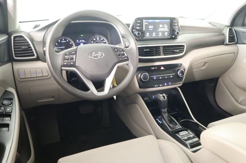 Used 2020 Hyundai Tucson SE image 2