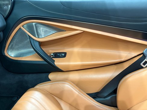 Used 2020 McLaren 720S Luxury image 16