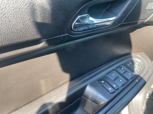 Used 2017 Chevrolet Traverse Premier image 4