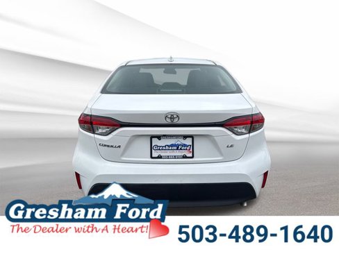 Used 2024 Toyota Corolla LE image 5