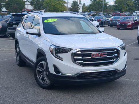 Used 2020 GMC Terrain SLT image 2