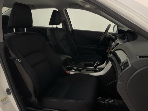Used 2013 Honda Accord Sport image 33