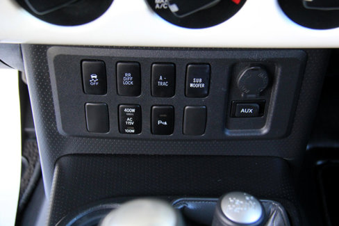 Used 2010 Toyota FJ Cruiser 4WD image 13