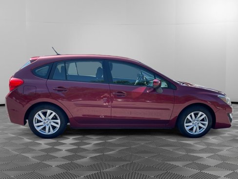 Used 2016 Subaru Impreza 2.0i Premium image 8