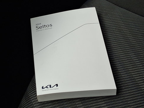 Used 2023 Kia Seltos LX image 25
