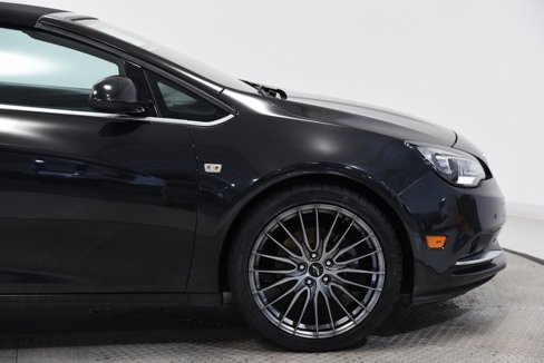 Used 2016 Buick Cascada Premium image 11