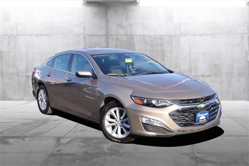 Used 2024 Chevrolet Malibu LT image 2