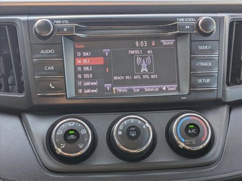 Used 2018 Toyota RAV4 LE image 13