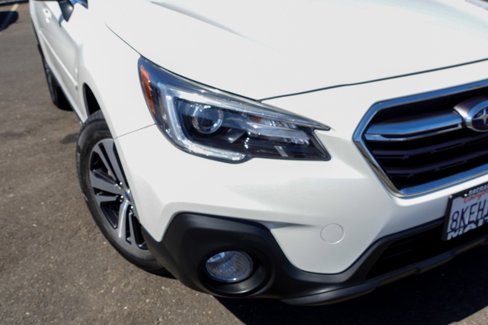 Used 2019 Subaru Outback 3.6R Limited image 3
