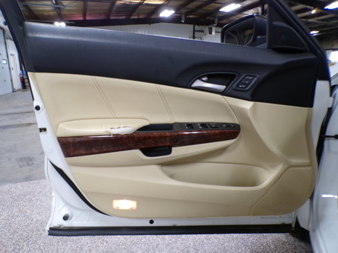 Used 2011 Honda Crosstour EX-L image 10
